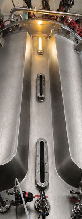 Brevel illuminated fermentation bioreactor &mdash; the world's first fermentor with internal LED lighting for microalgae production